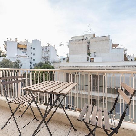Cozy And Fresh Apt Close To Metro Athena Bagian luar foto