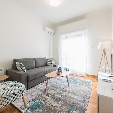 Cozy And Fresh Apt Close To Metro Athena Bagian luar foto